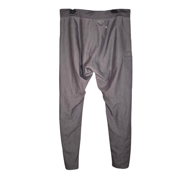 Figs Women’s 2‑Piece Scrub Set XL Catarina Top & Kade Cargo Pants Graphite Gray - Picture 5 of 11